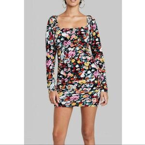 NWT fitted floral velvet long sleeve mini dress
